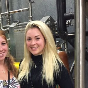 Meet your Posher, Liz